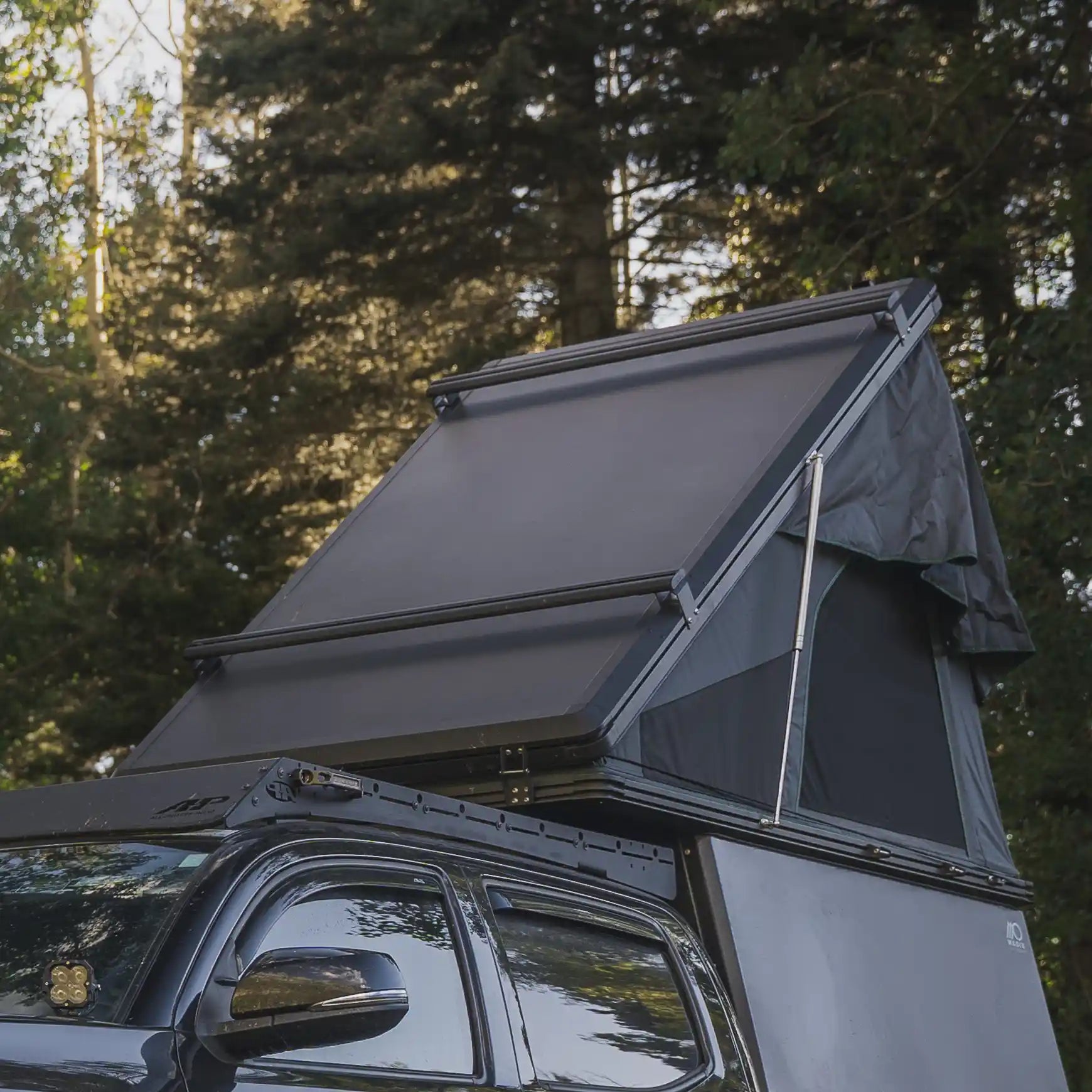 Roof Rack Crossbars & Mounts